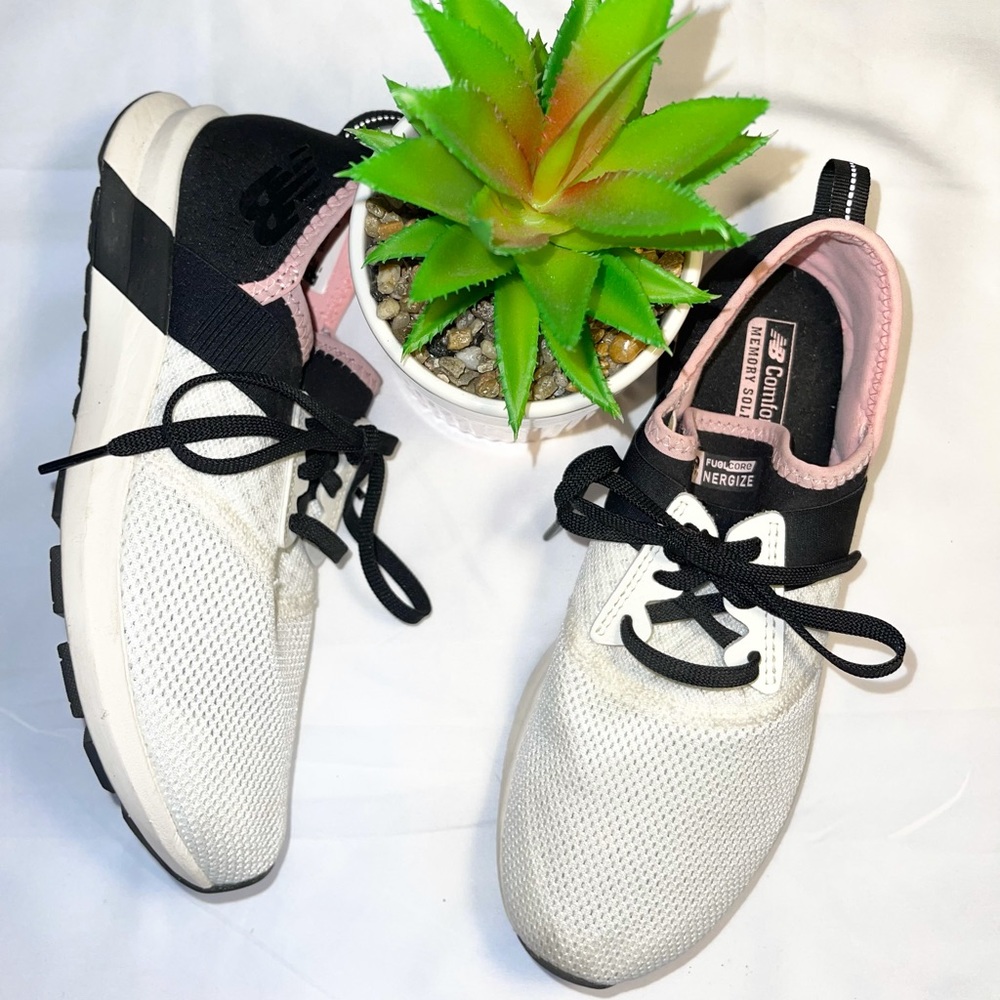 New Balance Sneakers💕